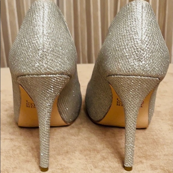 Beautiful never been worn silver pumps! Looks great for any formal event. - Picture 6 of 8